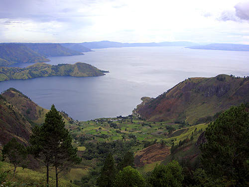 Keindahan Tak Ternilai Panorama Danau Toba