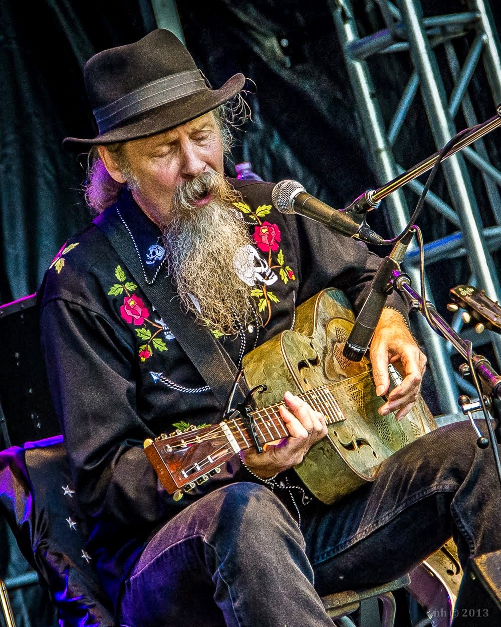 Doc MacLean, performance