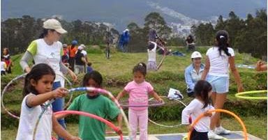 Juegos Tradicionales De Quito Ecuador 10 Juegos Tradicionales De Ecuador Youtube Las Canicas Son Bolitas De Vidrio O De Otro Material Cristalino Que Se Emplean En Un Juego Que Sharonuyy Images