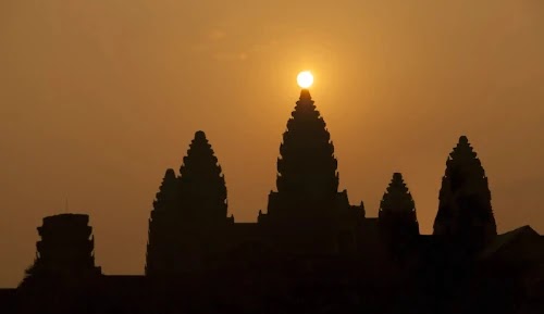 Sun in Angkor Wat - Cambodia