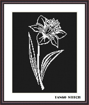 White lily flower easy cross stitch pattern