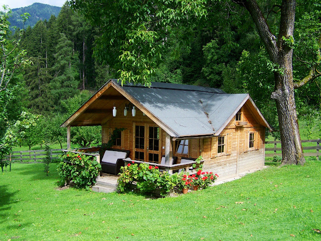 Small wooden house image by ArmbrustAnna