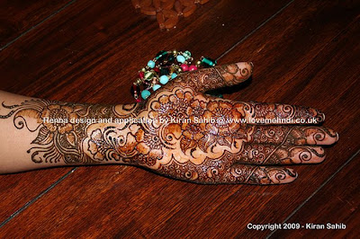 mehndi tattoos