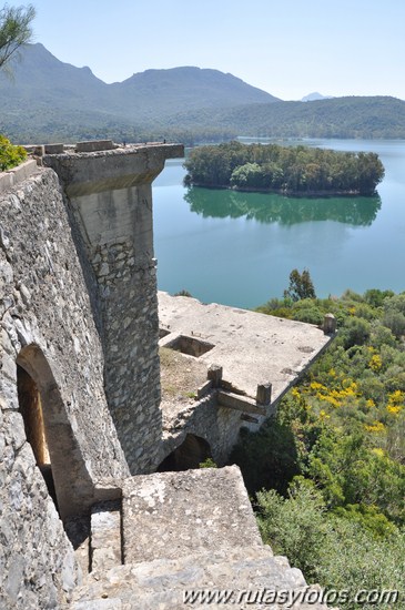 Embalse de los Hurones en Kayak