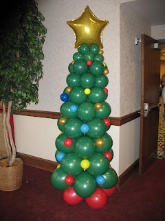 Balloon Christmas Tree