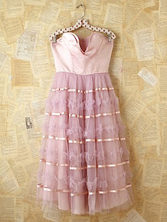 Vintage pink tulle party dress with strapless sweetheart satin neckline