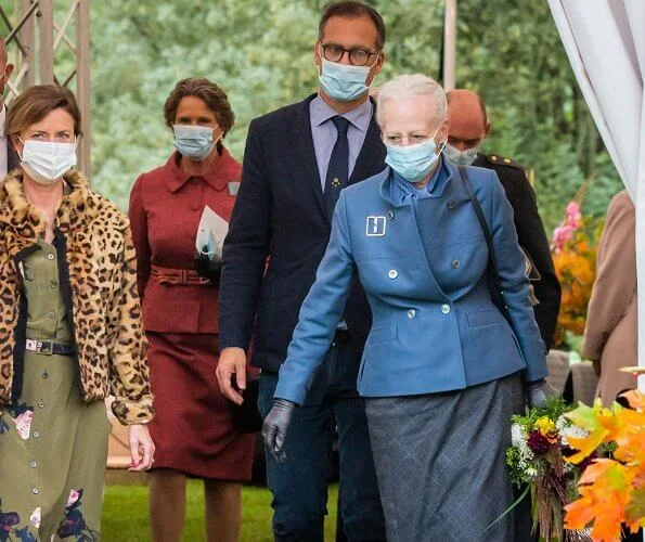Rungstedlund Prize was awarded to author, journalist and adventurer Puk Damsgard. Queen Margrethe is patron of the Rungstedlund Foundation