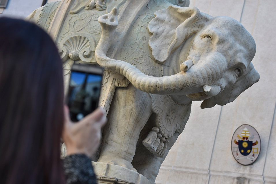 Italy: Rome in shock as another historic landmark vandalised