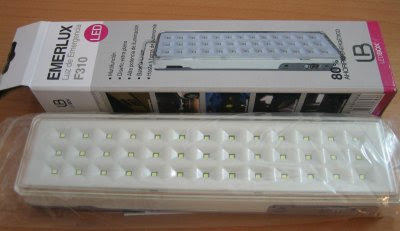 http://bombillasdebajoconsumo.blogspot.com.es/2017/12/luz-de-emergencia-ledbox-emerlux-f310.html