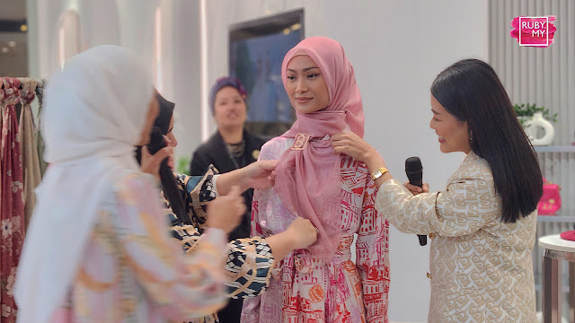 BUTTONSCARVES MYTOWN SHOPPING CENTRE KINI DIBUKA