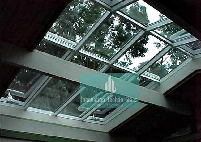 Skylight Kaca