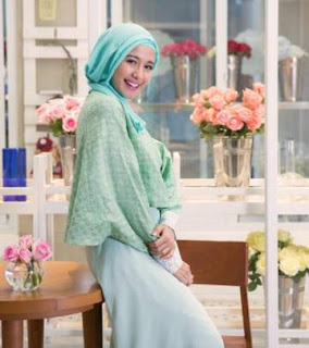 10 Contoh Baju Hijab Terbaru Gaya Laudya Chintya Bella 