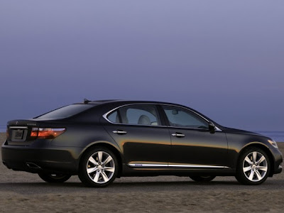 2009 Lexus LS 600h L Rear Side View