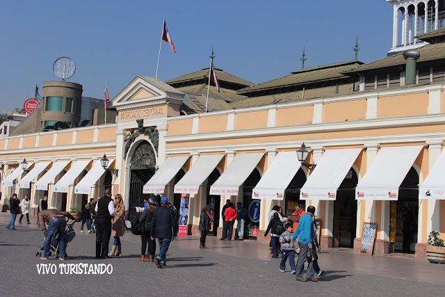 Santiago | Mercado de Abastos Tirso de Molina, Rio Mapocho e a Costanera Norte e o Mercado Central