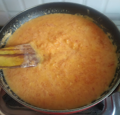 Cooking papaya in milk