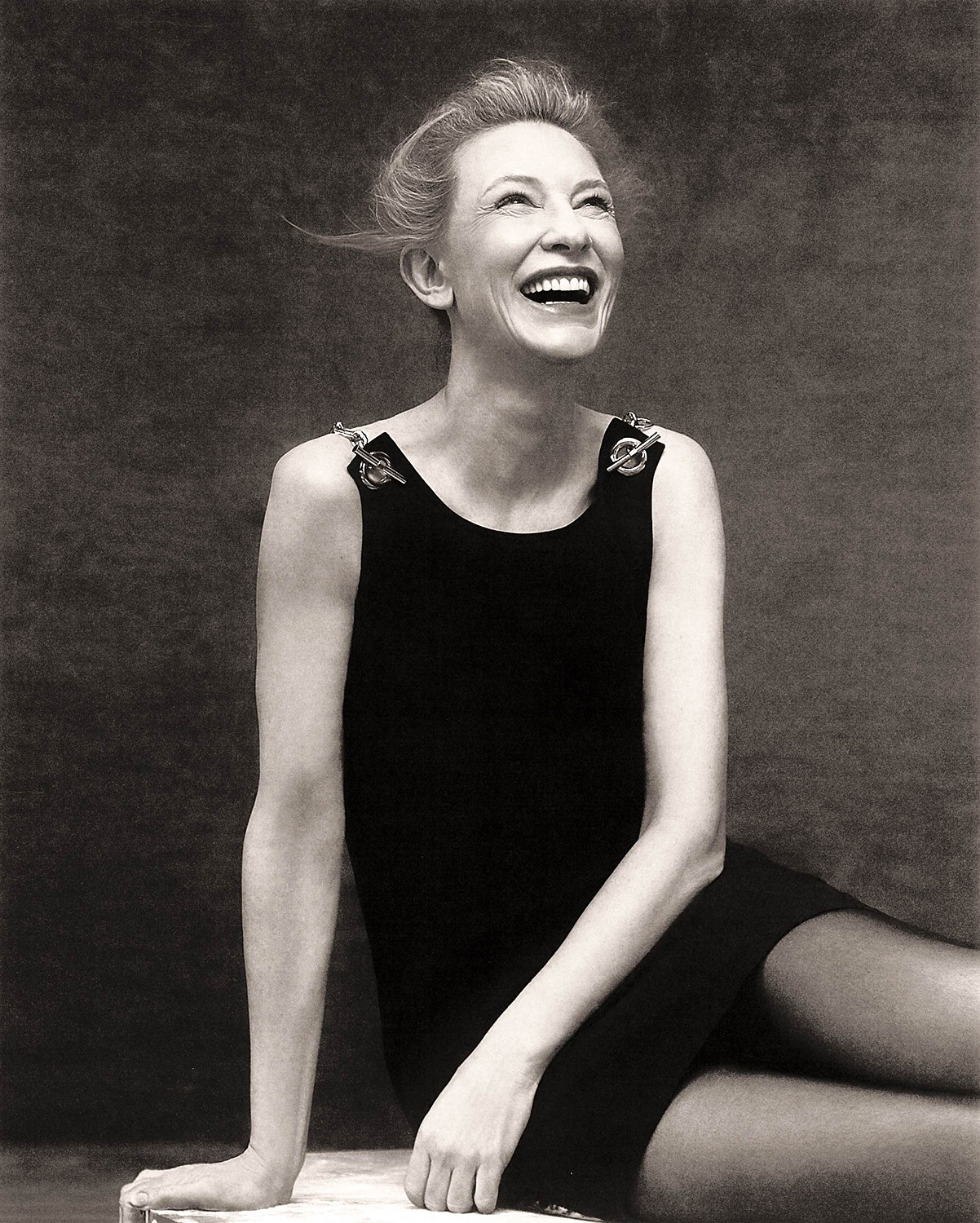 Cate Blanchett in Vogue China May 2024 by Szilveszter Mako - Fashion Editorials, Magazine Covers, Ad Campaigns, Fashion Photographers, Designers, Supermodels, Models, Stylists, Fashion Design, Hair, Beauty, Art, Vogue, Elle, Harper's Bazar, Grazia, Luxe, The Smile Blog, SmileBlog, Smile Blog, Smile Fashion, Smile Fashion Blog, Blog Smile, awake-smile.blogspot.com, awake-smile.blogspot, awake smile, awake smile fashion, fashion editorial blog, smile editorial