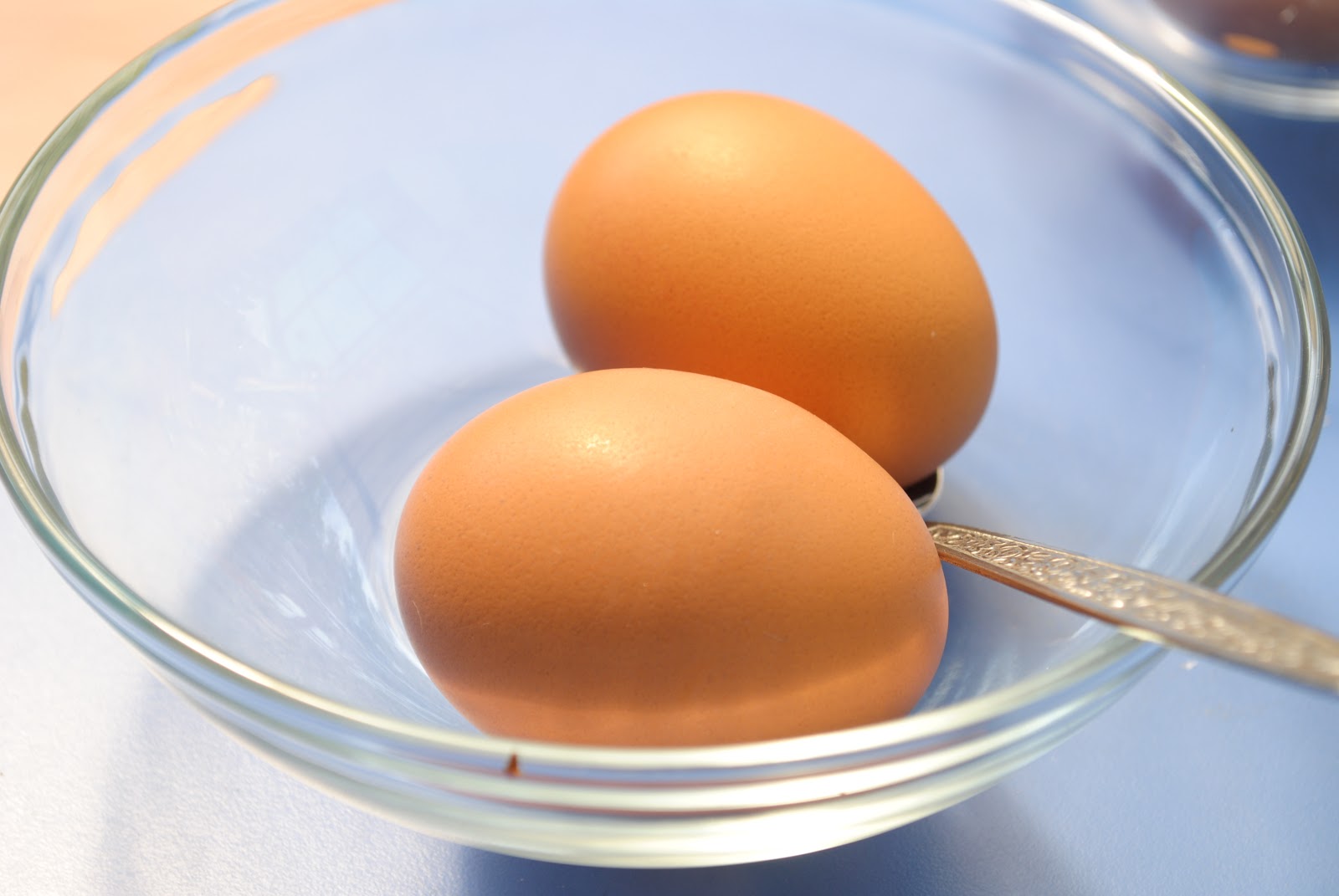 Telur separuh masak campur madu