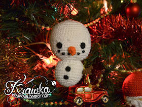 Krawka: Snowman Christmas Tree ornament crochet free pattern