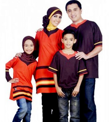 Contoh Baju Kaos Muslim Family Gathering Modern