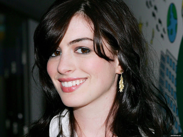 Anne Hathaway Hd Wallpapers