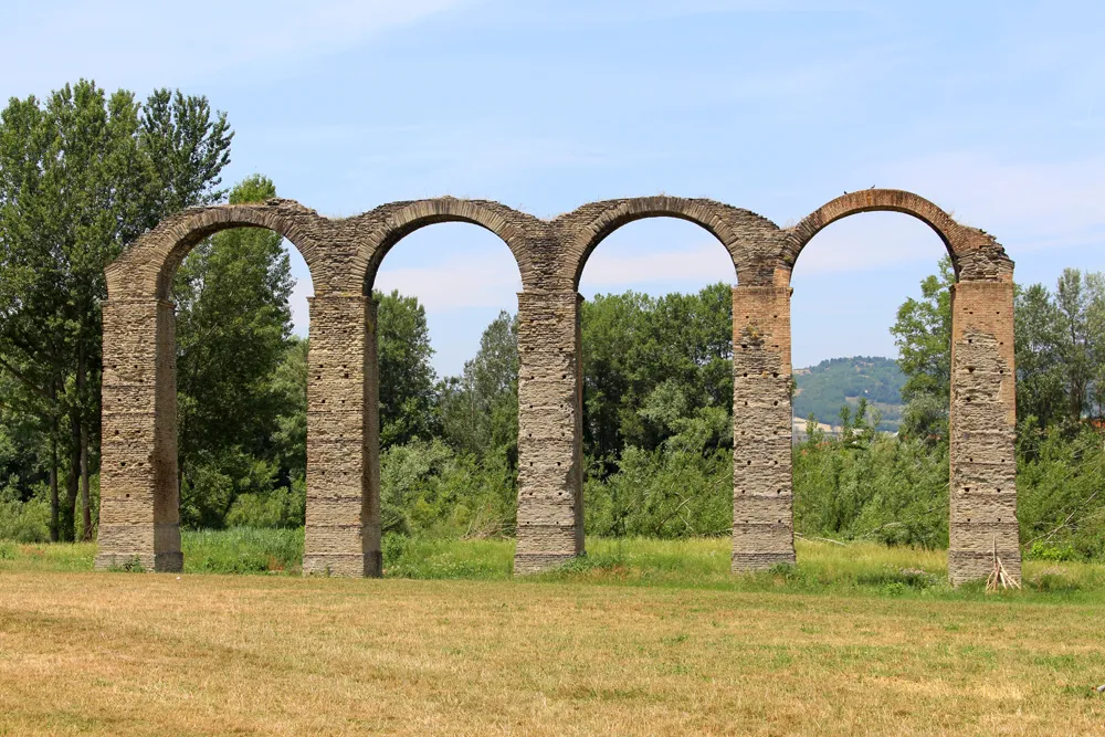 Acqui Terme aqueduct in Piemonte, Italy - travel & style blog