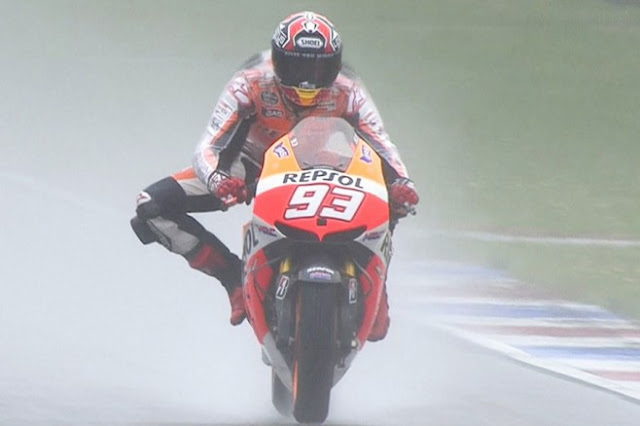 Marquez vince sotto la pioggia a Misano in Moto gp