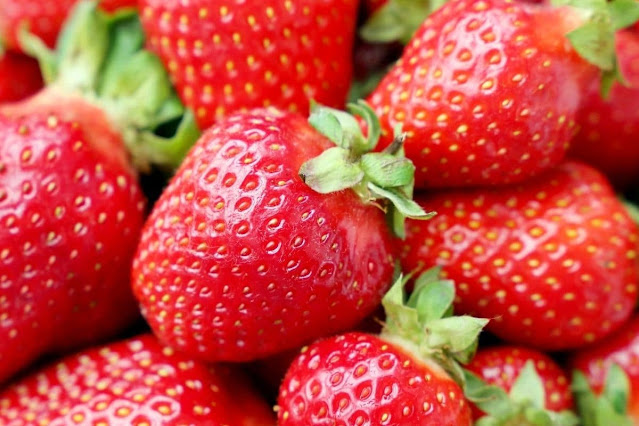 **Discover the Astonishing Health Benefits of Strawberries**