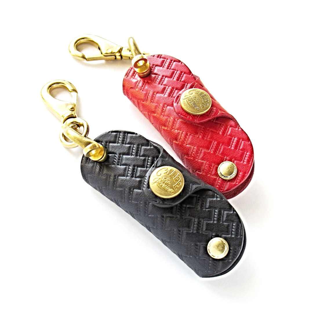 CALEE "Embossing leather key case" Price：12,960yen