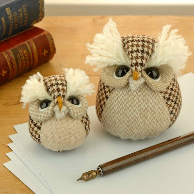 Wool owl ornament handmade Christmas gift paperweights by Bilberry Woods