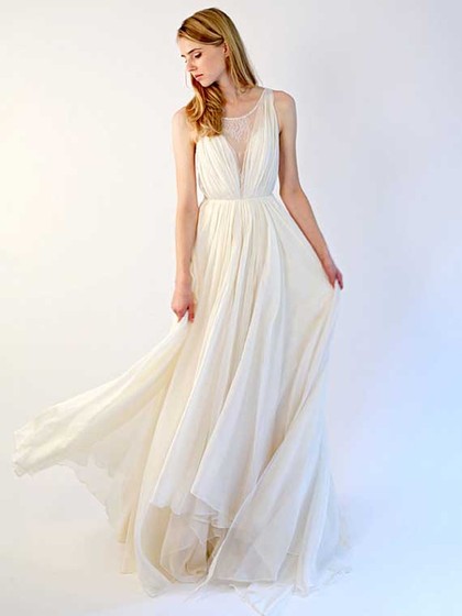   http://www.dressfashion.co.uk/product/a-line-scoop-neck-chiffon-tulle-sweep-train-appliques-lace-wedding-dresses-10829.html?utm_source=minipost&utm_  medium=1085&utm_campaign=blog 