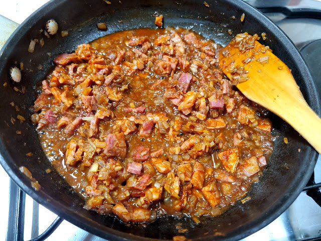 ESPAGUETIS CON LACON, PIMENTON Y VINO TINTO LA COCINERA NOVATA PASTA COCINA RECETA ITALIANA BAJO EN CALORIAS