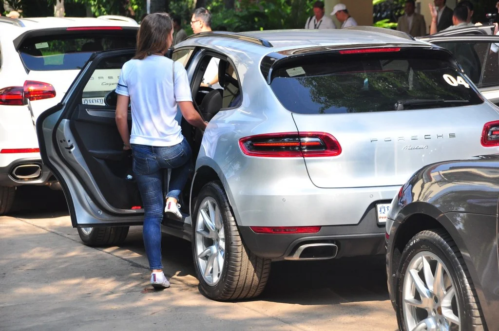 Porsche Macan và Cayenne