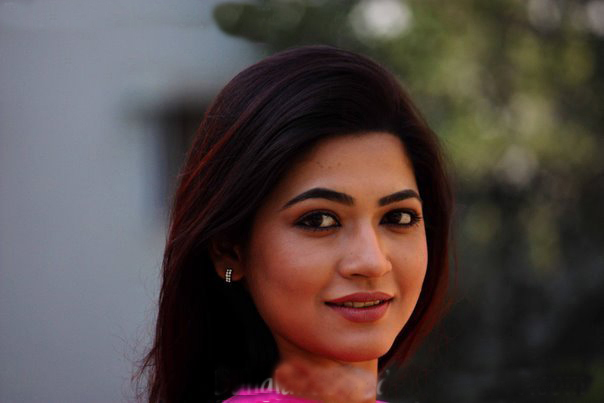Bangladeshi Actress Azmeri Haque Badhon ~ Bangladesh Showbiz