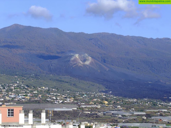 El vicepresidente del Partido Demócrata Europeo visita La Palma de la mano de CC para conocer la realidad del volcán