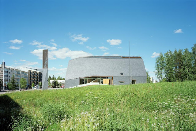 Lassila Hirvilammi Architects - Church Kuokkala - photo © Jussi Tiainen