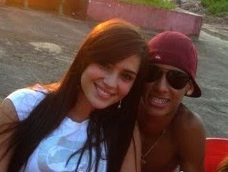 Neymar Girlfriend Fernanda Barroso