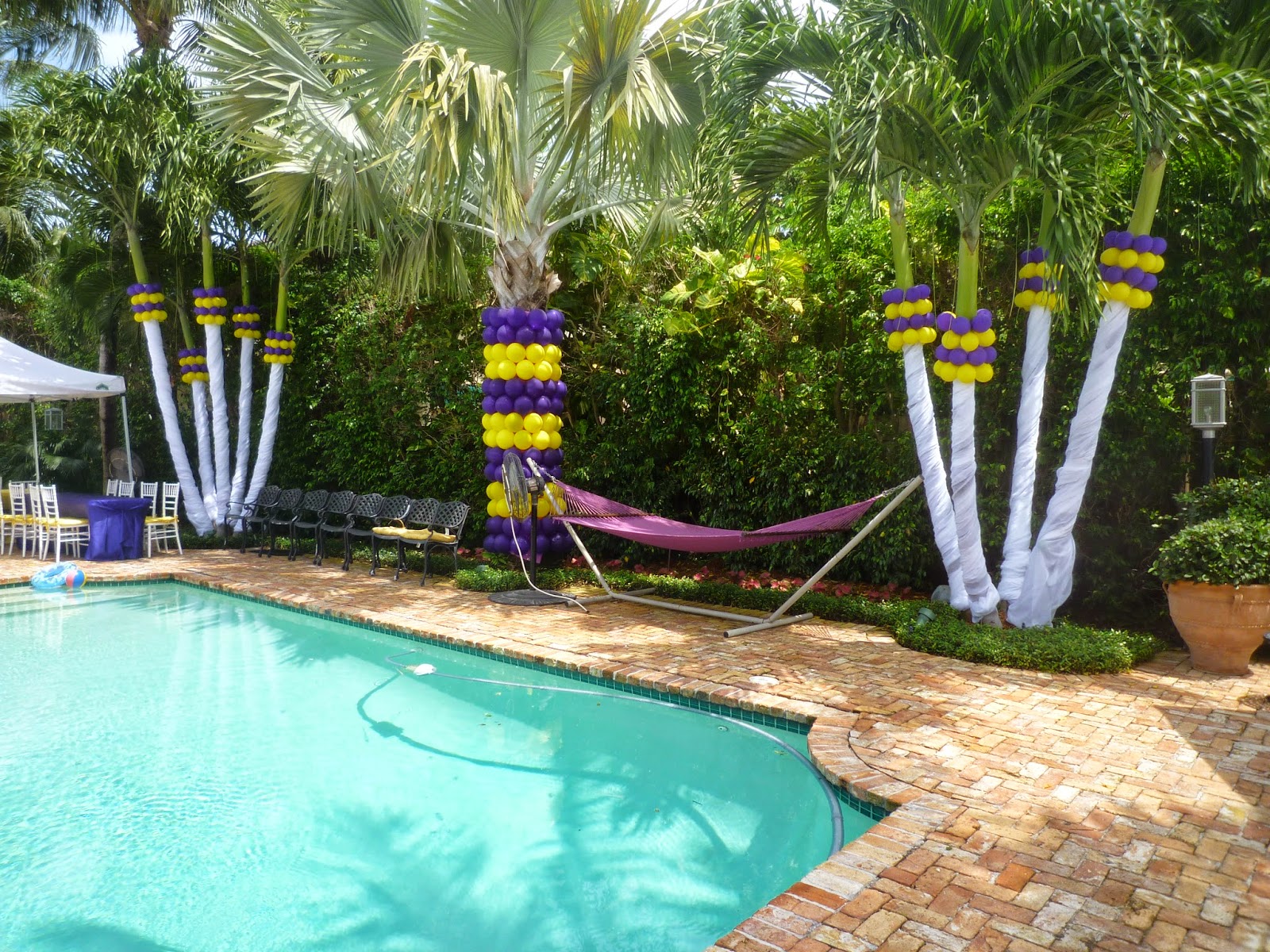 Great Backyard Pool Landscaping Ideas