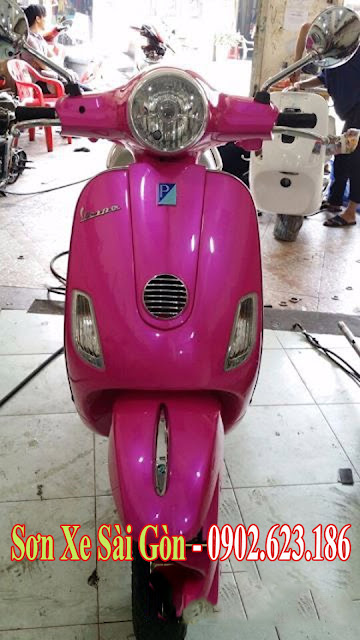 Mẫu sơn xe Vespa LX 125 màu hồng candy cực đẹp