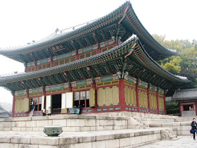 Injeongjeon - main building of Changdeokgung Injeongjeon - main building of Changdeokgung, changdeokgung building, changdeokgung main building, around seoul, day tour seoul,