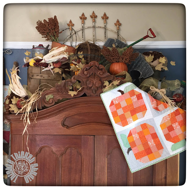 Festive Fall Decor by Thistle Thicket Studio www.thistlethicketstudio.com