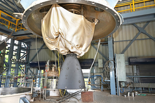ராக்கெட் எஞ்சினில் இலகு ரக கட்டமைப்பு வெற்றிகரமாக பரிசோதித்தது இஸ்ரோ / ISRO has successfully tested a lightweight structure in a rocket engine