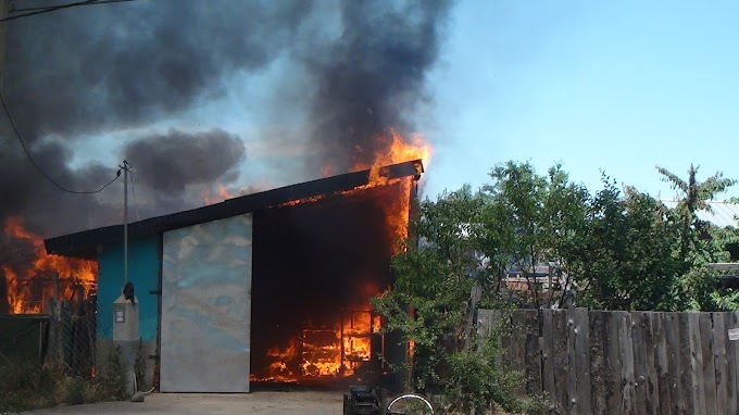 El Bolsón: dantesco incendio consumió una vivienda familiar en el barrio San José