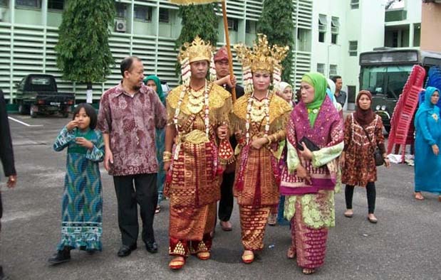 Pakaian Adat Palembang Sumatera Selatan Gambar dan 