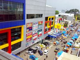 Pusat Belanja Grosir King Shopping Center di Bandung