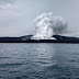 Pagi tadi, Anak Krakatau memuntahkan abu setinggi 700 meter ke udara