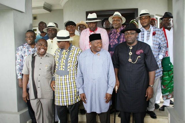 PDP GOVERNORS STORM EX-PRESIDENT JONATHAN'S OTUOKE HOME = PHOTOS 