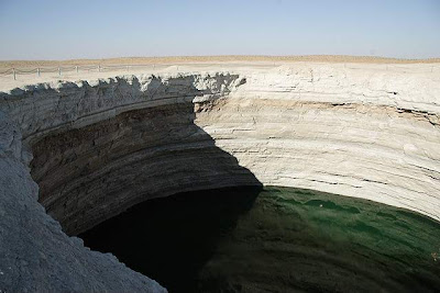 Darvaza Burning Gas Crater - Turkmenistan