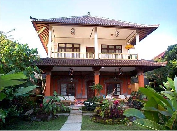 rumah bali klasik