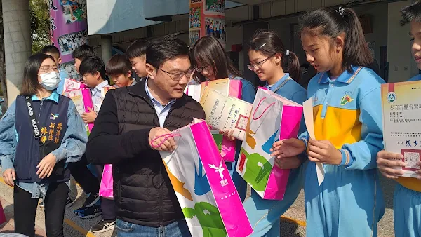 鹿港草港國小競速跳繩 蟬聯3年獲全國男女雙特優