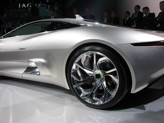 mobil Jaguar C-X75 Concept